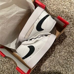 Nike Baby Walker Shoes in White and Black